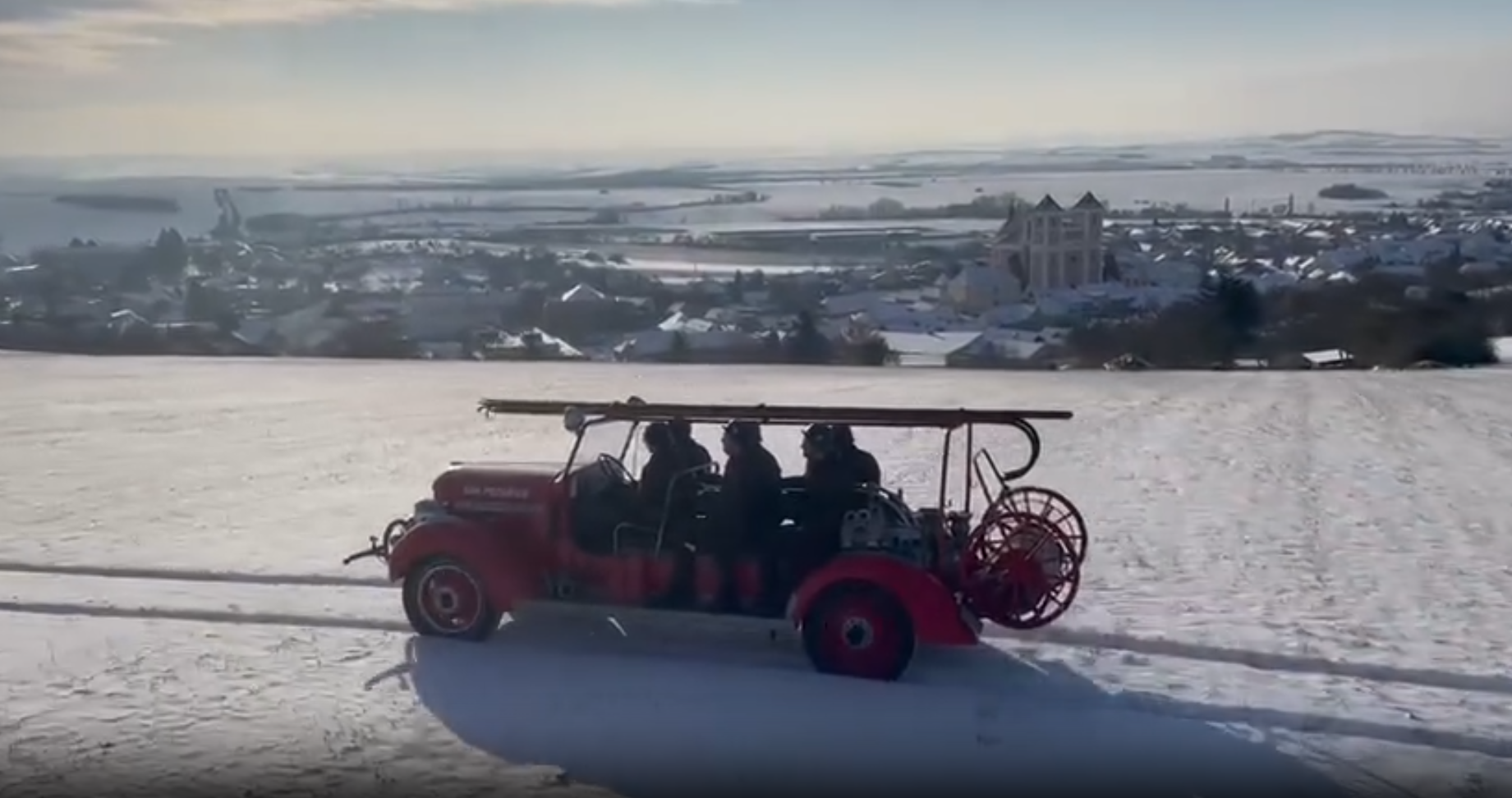 I hasič se umí bavit ?